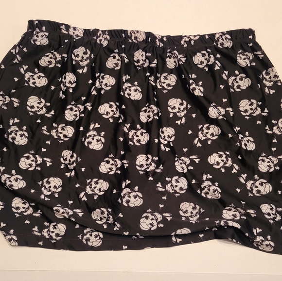 SKELETON SKIRT SIZE XLARGE - Picture 2 of 8
